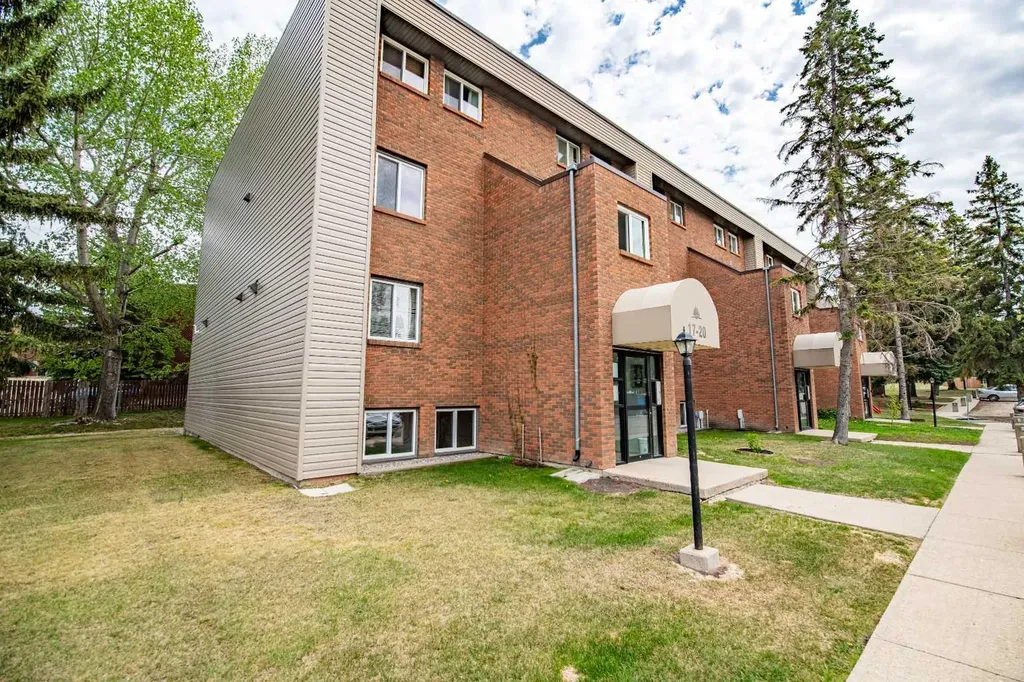 80 Piper Drive Red Deer AB T4P1H8