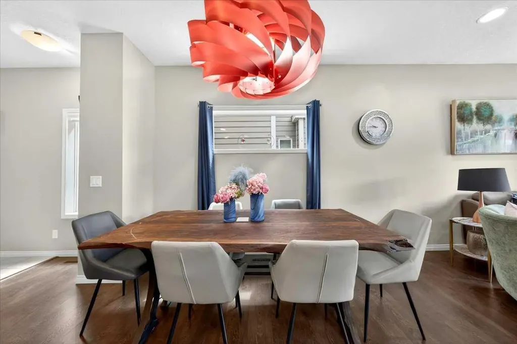 36 Mahogany Row SE Calgary AB T3M 1S9