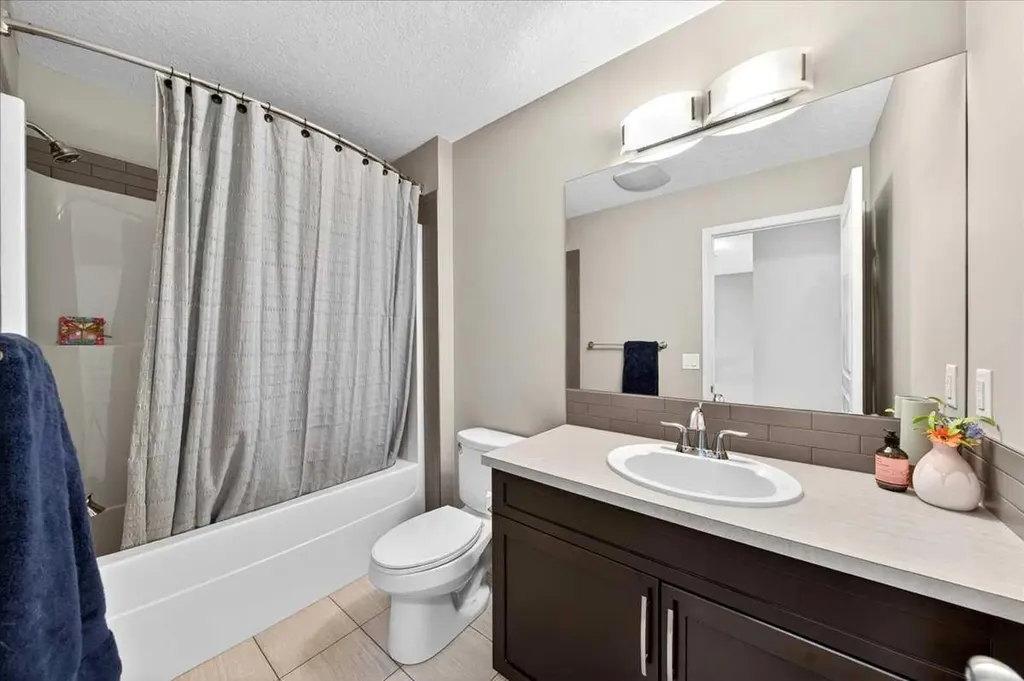 36 Mahogany Row SE Calgary AB T3M 1S9