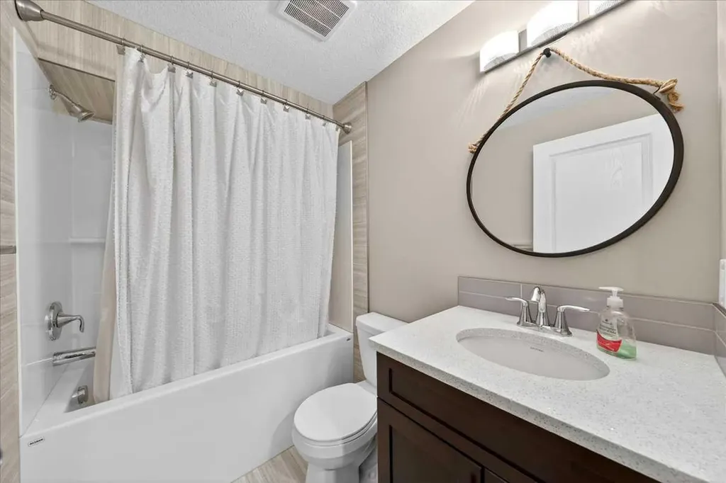 36 Mahogany Row SE Calgary AB T3M 1S9