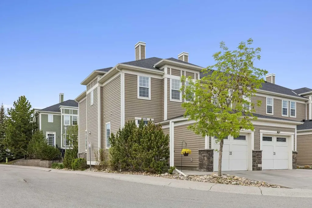 155 Silverado Skies Link SW Calgary AB T2X 0K7