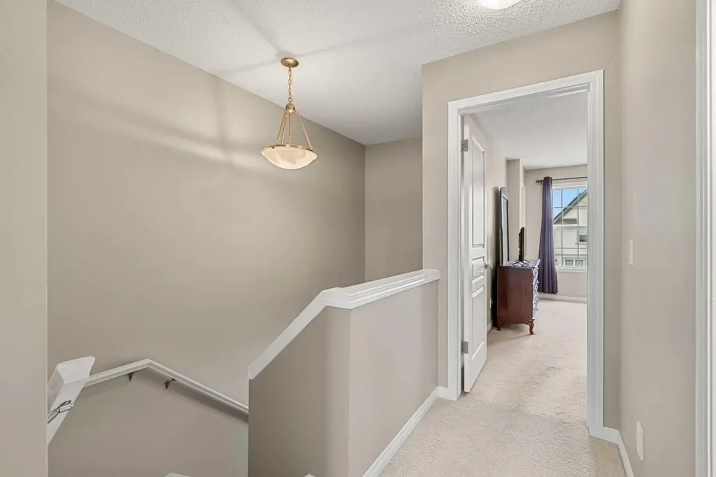 249 Elgin Meadows Park SE Calgary AB T2Z0M4