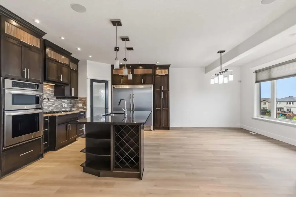 121 Diamondstone Ridge Fort Mcmurray AB T9K 0T8