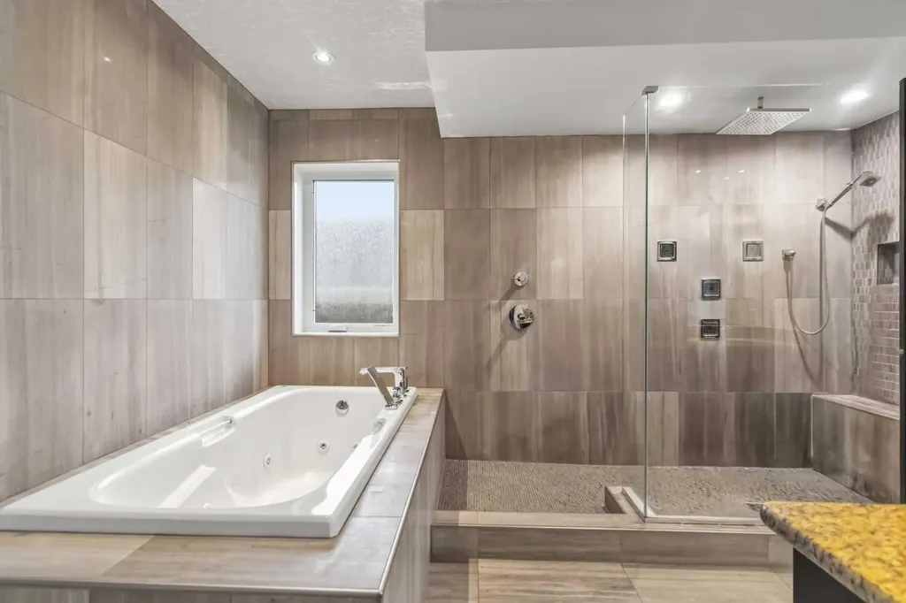 121 Diamondstone Ridge Fort Mcmurray AB T9K 0T8
