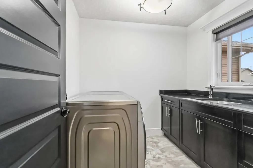 121 Diamondstone Ridge Fort Mcmurray AB T9K 0T8