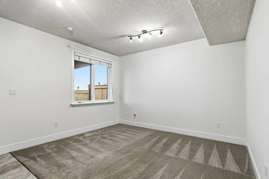 121 Diamondstone Ridge Fort Mcmurray AB T9K 0T8