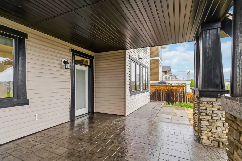 121 Diamondstone Ridge Fort Mcmurray AB T9K 0T8