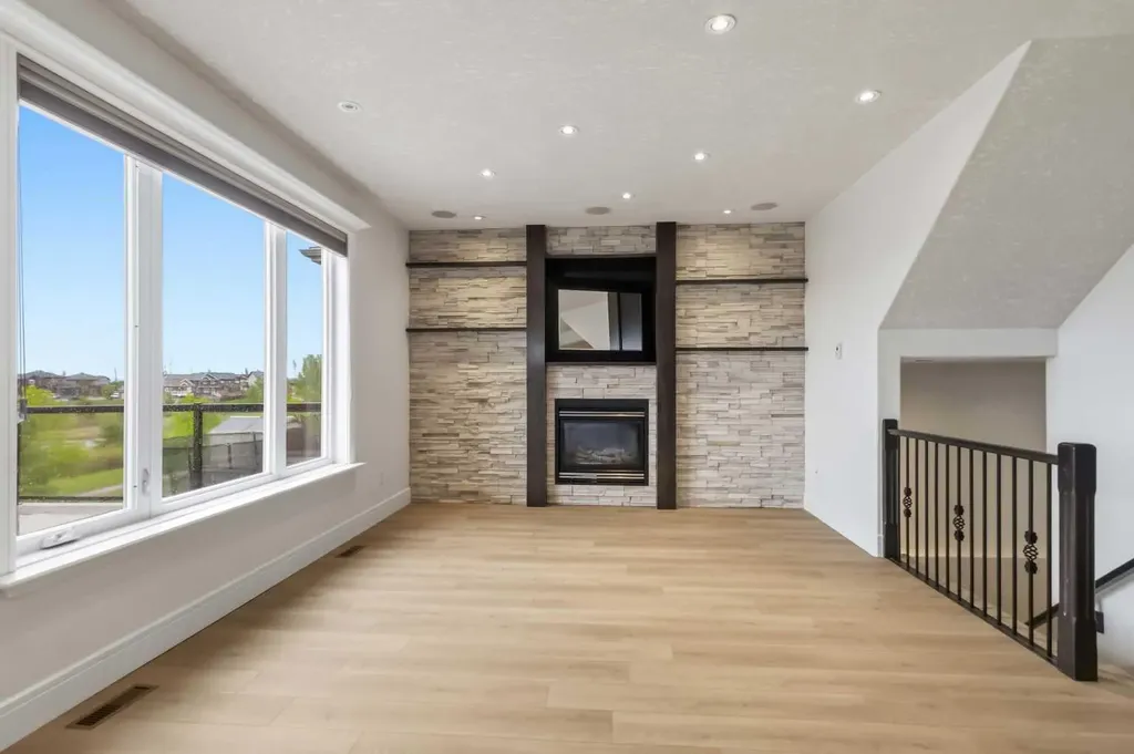 121 Diamondstone Ridge Fort Mcmurray AB T9K 0T8