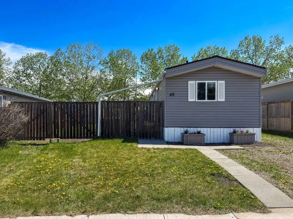 48 Spring Dale Circle SE Airdrie AB T4A 1P2