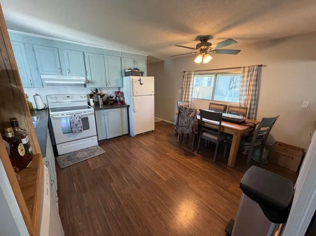 17 2 Avenue E Marshall SK S0M 1R0