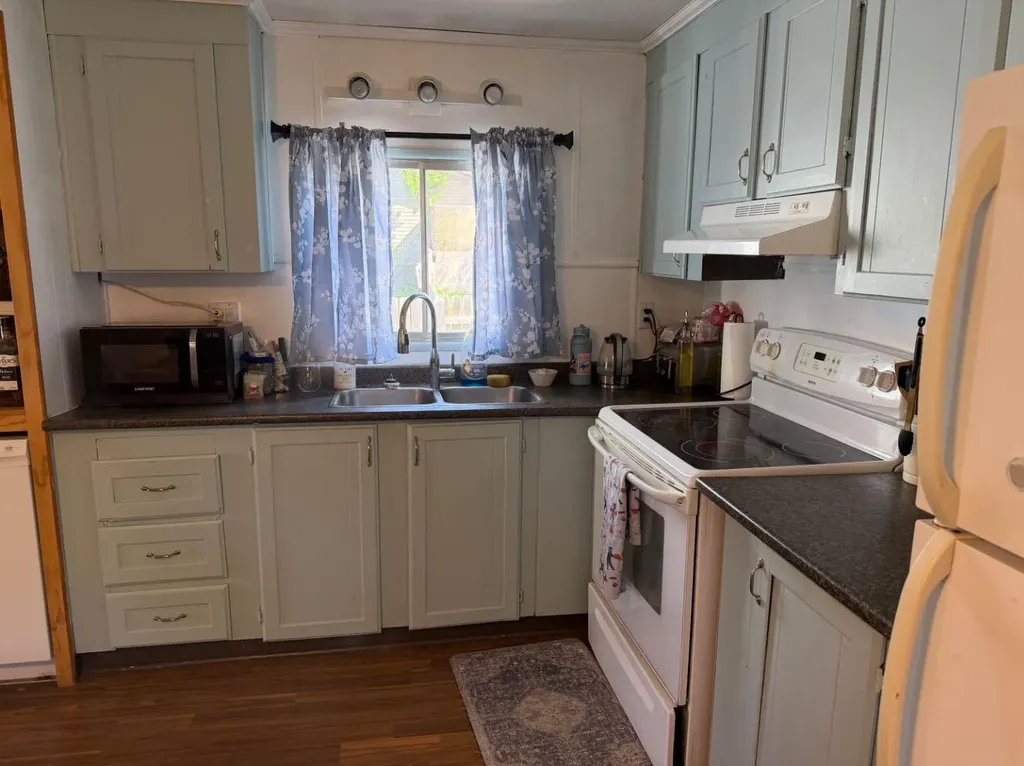 17 2 Avenue E Marshall SK S0M 1R0