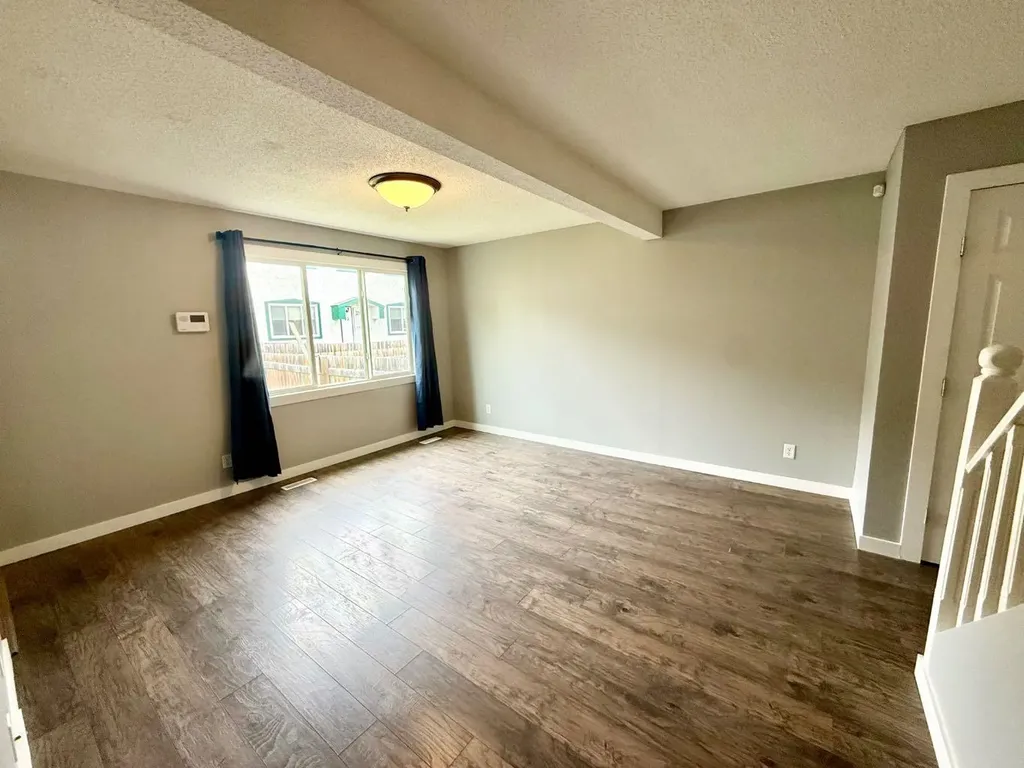 110 Tamarack Avenue Hinton AB T7V1C5