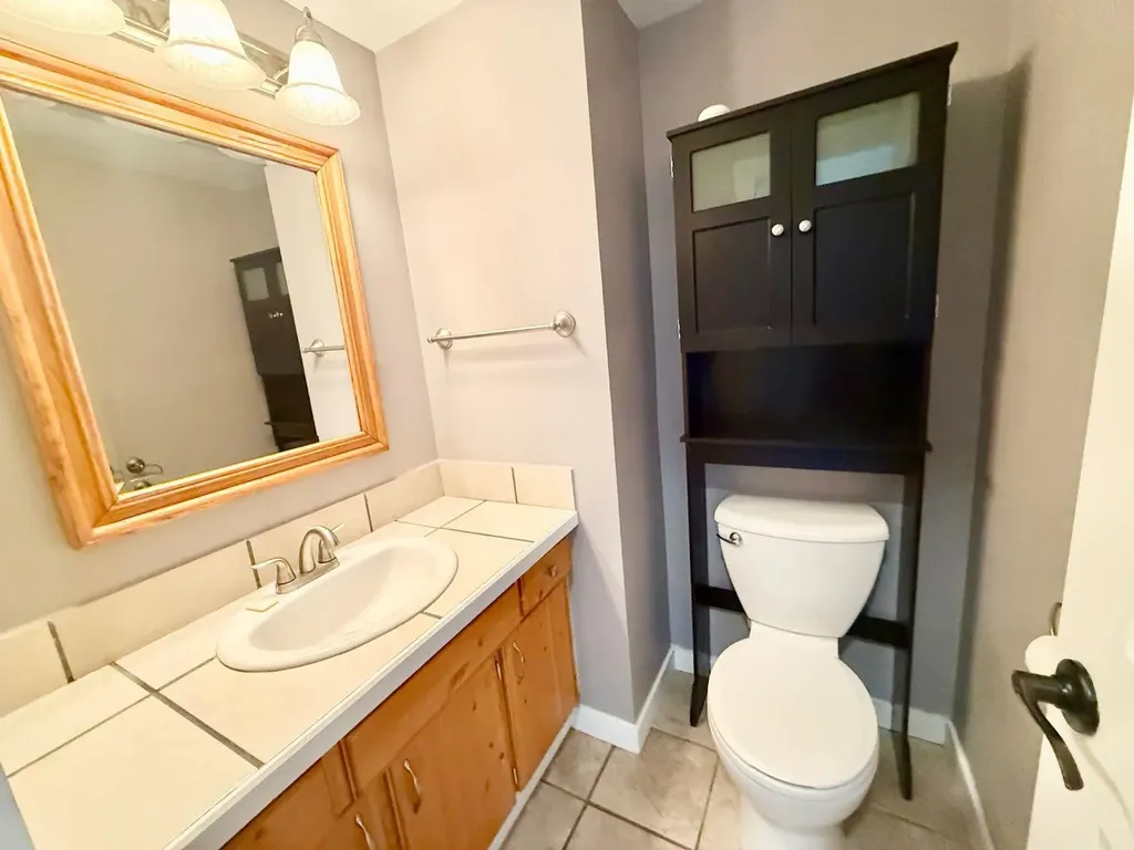 110 Tamarack Avenue Hinton AB T7V1C5