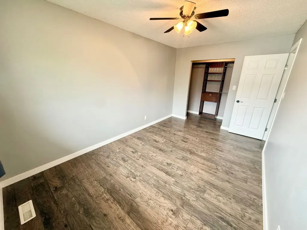 110 Tamarack Avenue Hinton AB T7V1C5
