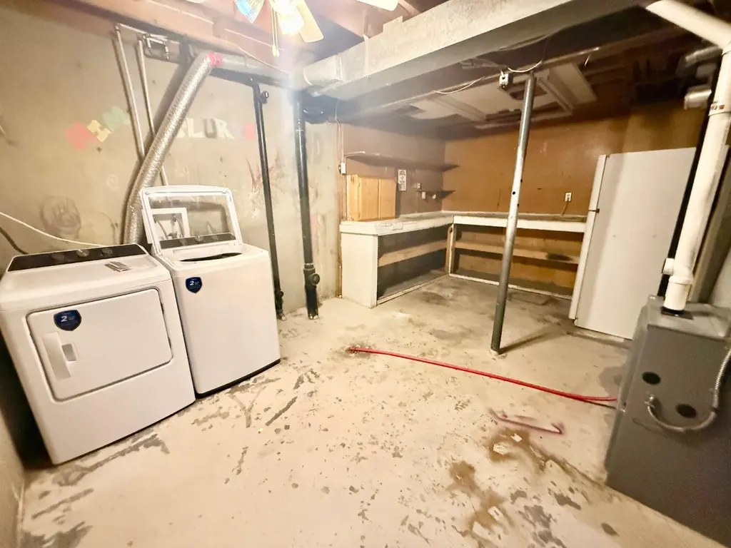 110 Tamarack Avenue Hinton AB T7V1C5