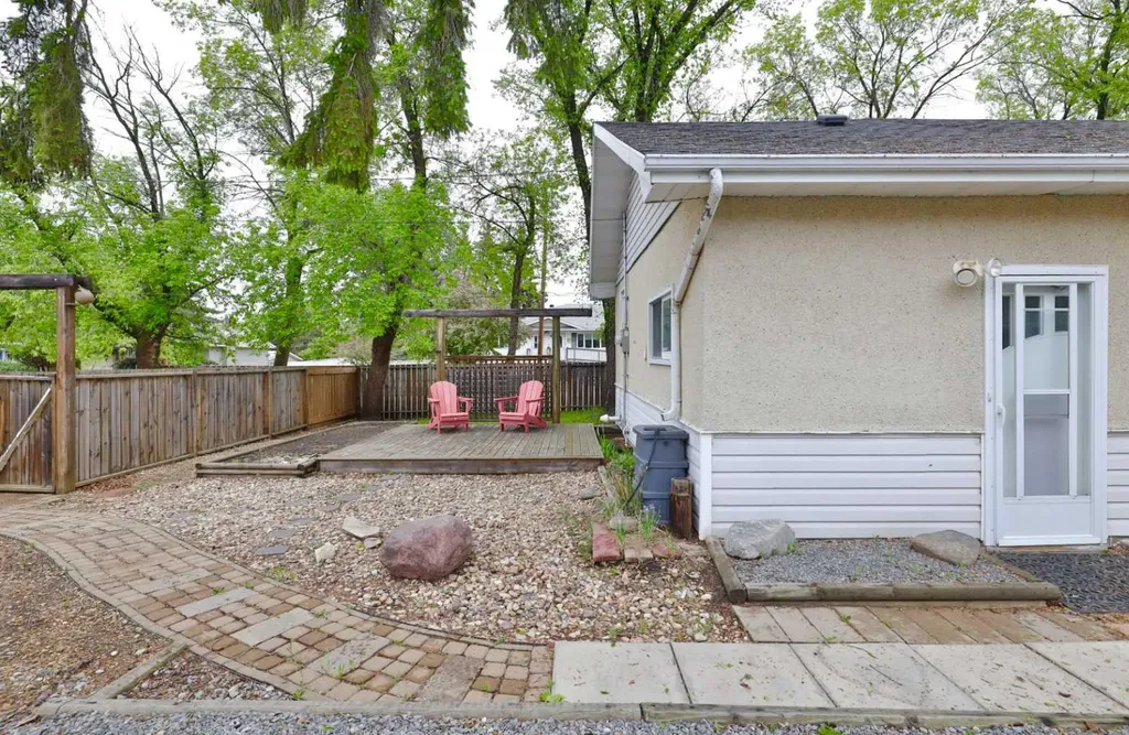 4624 56 Street Camrose AB T4V 2C3