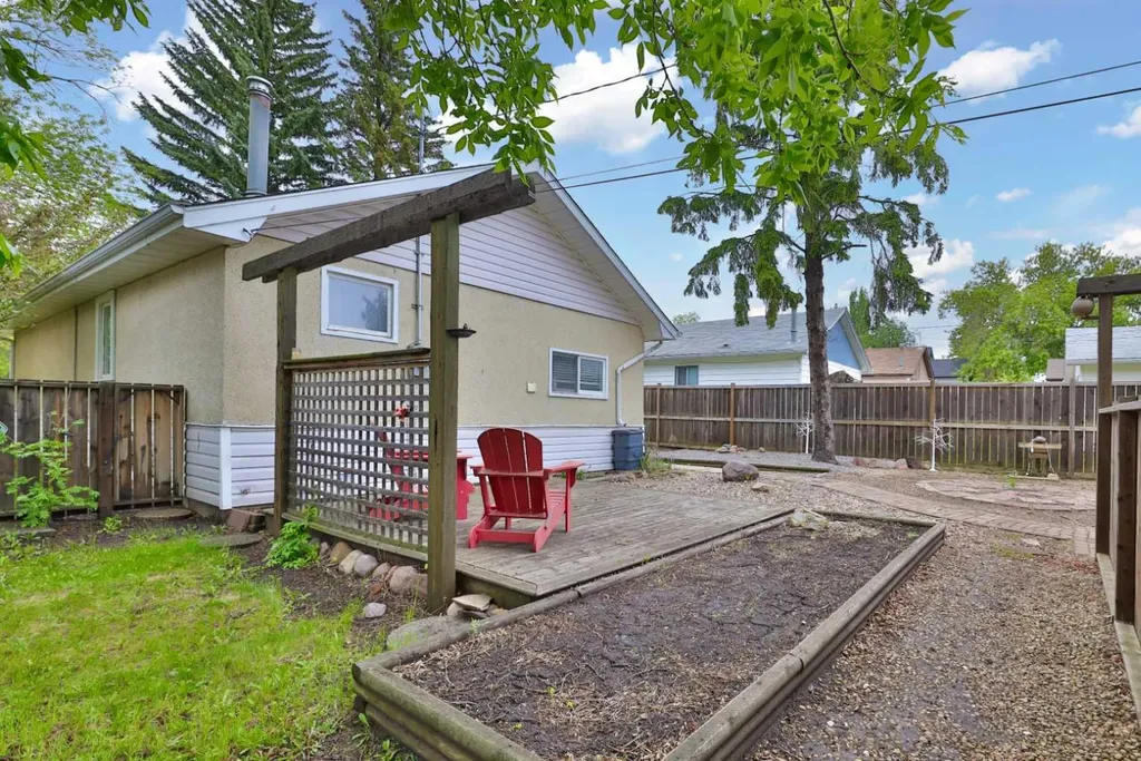 4624 56 Street Camrose AB T4V 2C3