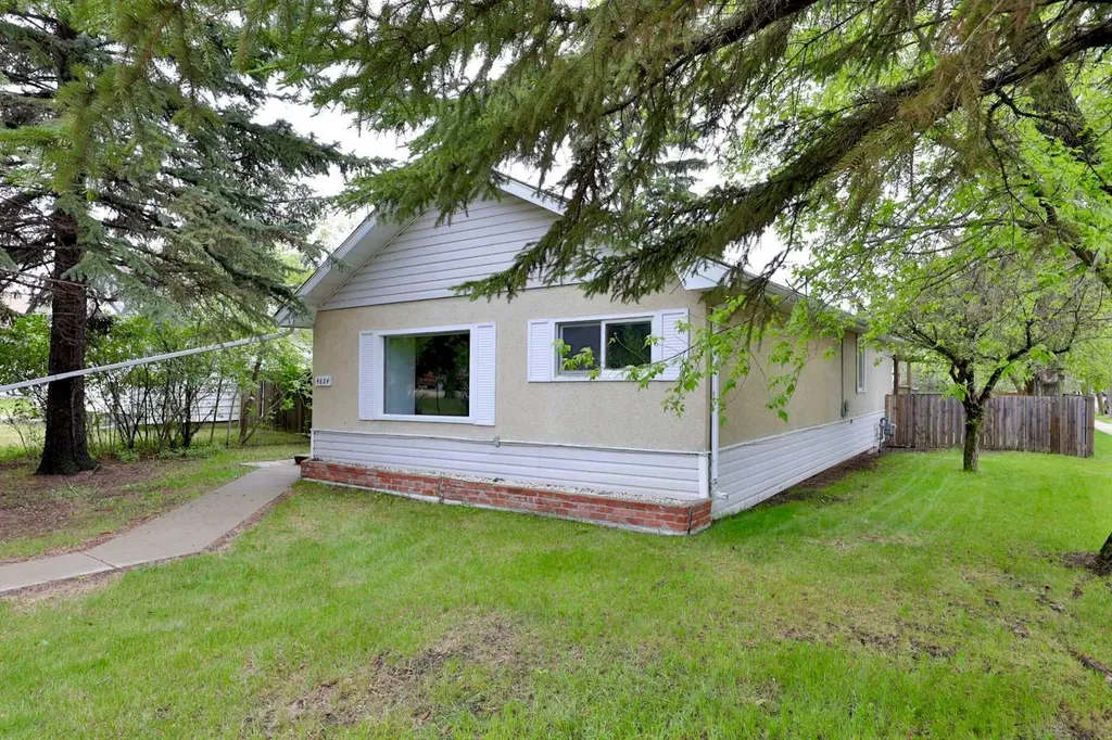 4624 56 Street Camrose AB T4V 2C3