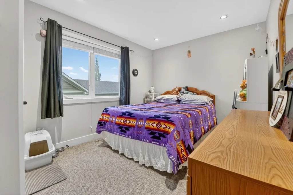 232 Sixmile Common S Lethbridge AB T1K 5S7