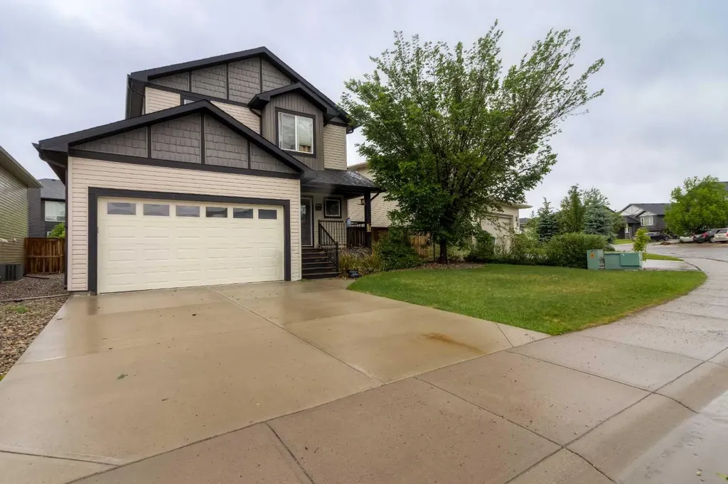 4406 Sundance Drive Coalhurst AB T1L 0V0