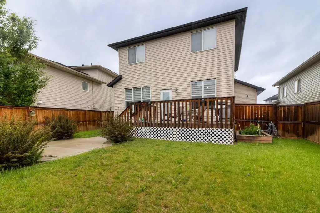 4406 Sundance Drive Coalhurst AB T1L 0V0