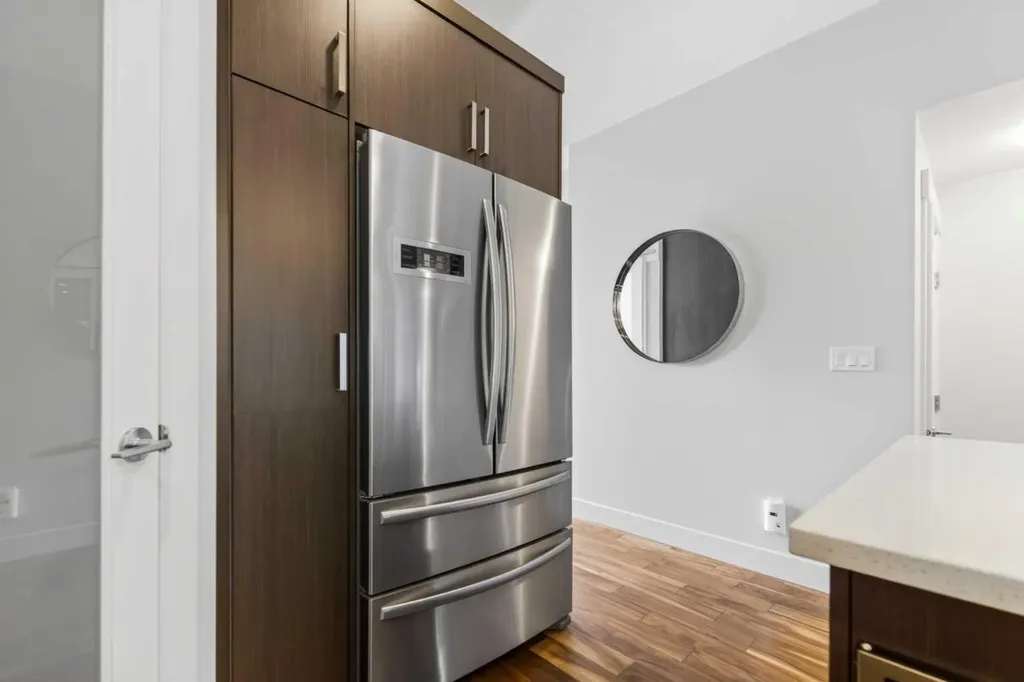 4660 82 Street NW Calgary AB T3B 2P7