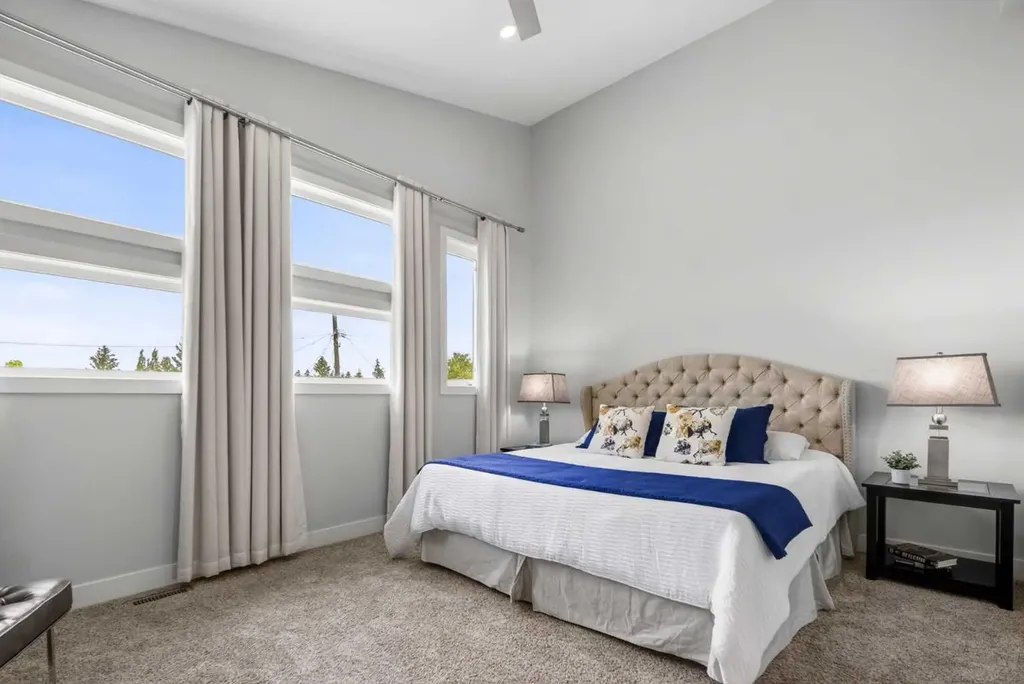 4660 82 Street NW Calgary AB T3B 2P7
