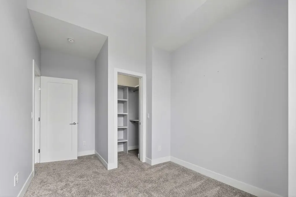 4660 82 Street NW Calgary AB T3B 2P7