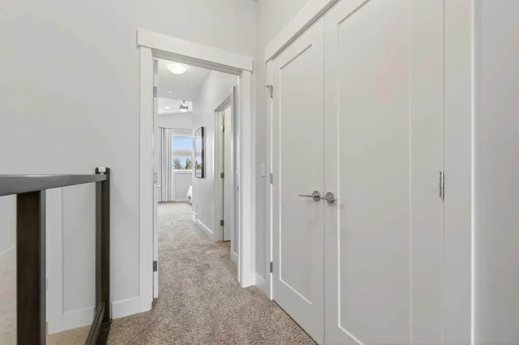 4660 82 Street NW Calgary AB T3B 2P7