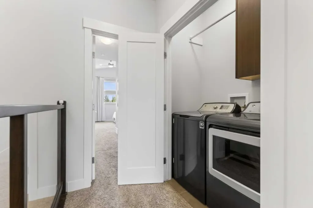 4660 82 Street NW Calgary AB T3B 2P7