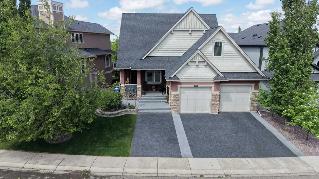291 Coopers Hill SW Airdrie AB T4B 0R9