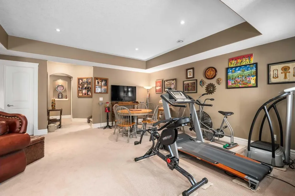 291 Coopers Hill SW Airdrie AB T4B 0R9