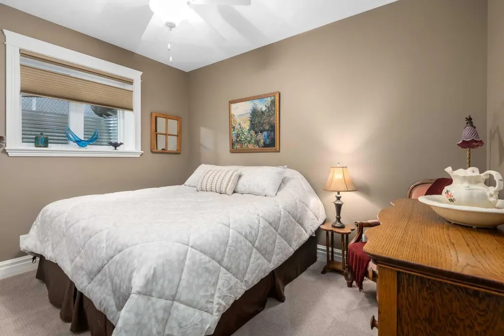 291 Coopers Hill SW Airdrie AB T4B 0R9
