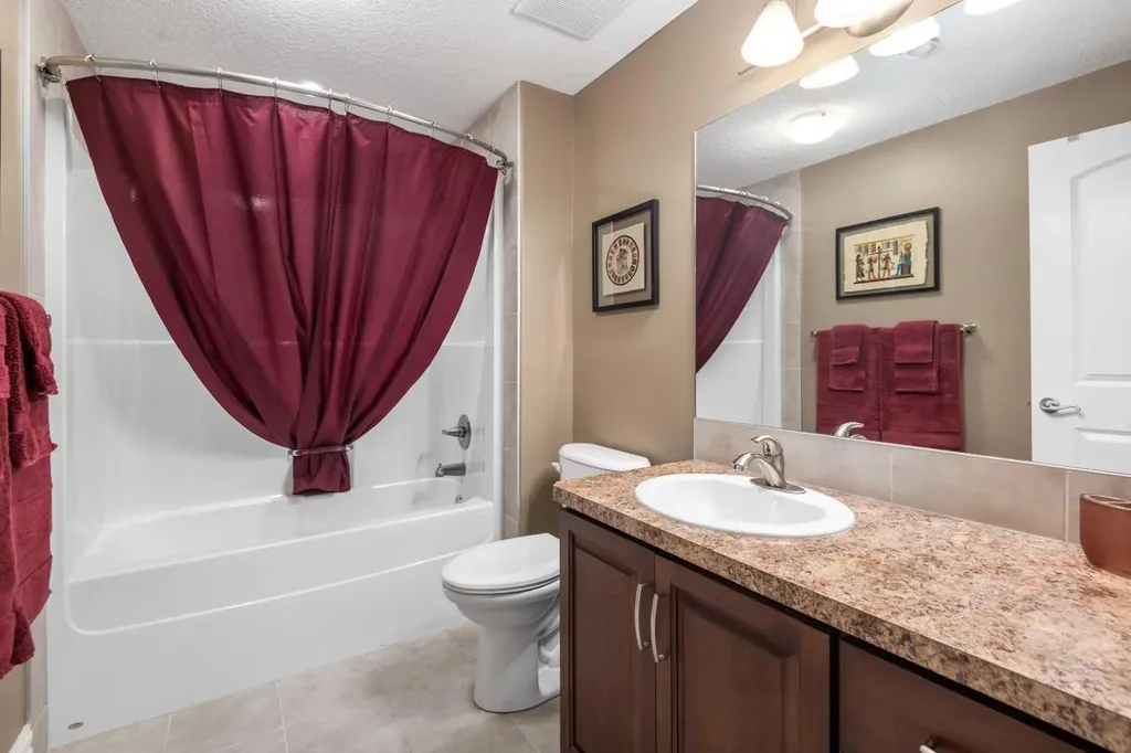 291 Coopers Hill SW Airdrie AB T4B 0R9