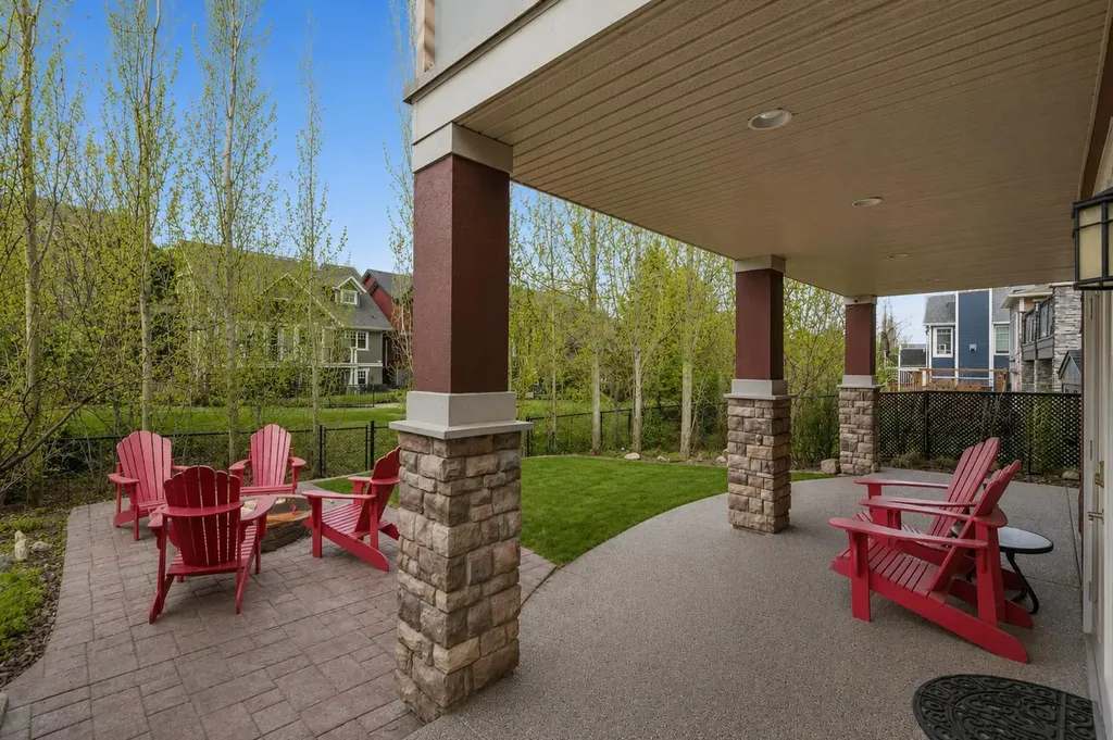 291 Coopers Hill SW Airdrie AB T4B 0R9