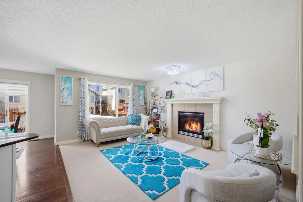 87 Kincora Drive NW Calgary AB T3R1L4
