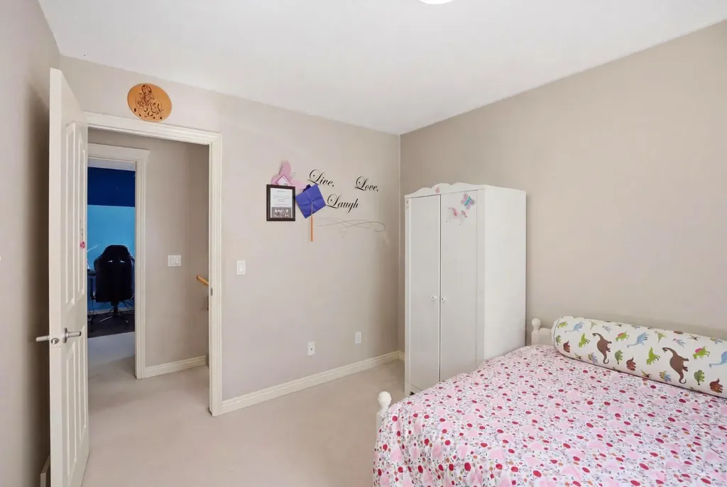 87 Kincora Drive NW Calgary AB T3R1L4