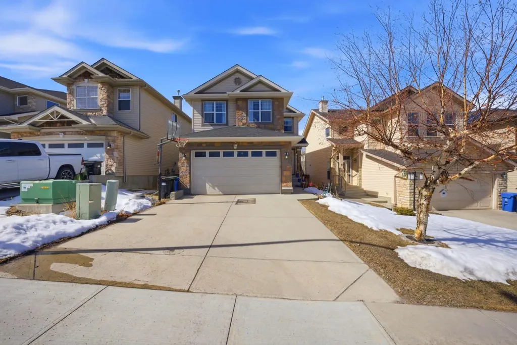 87 Kincora Drive NW Calgary AB T3R1L4