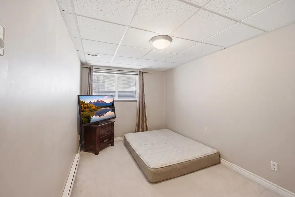 87 Kincora Drive NW Calgary AB T3R1L4