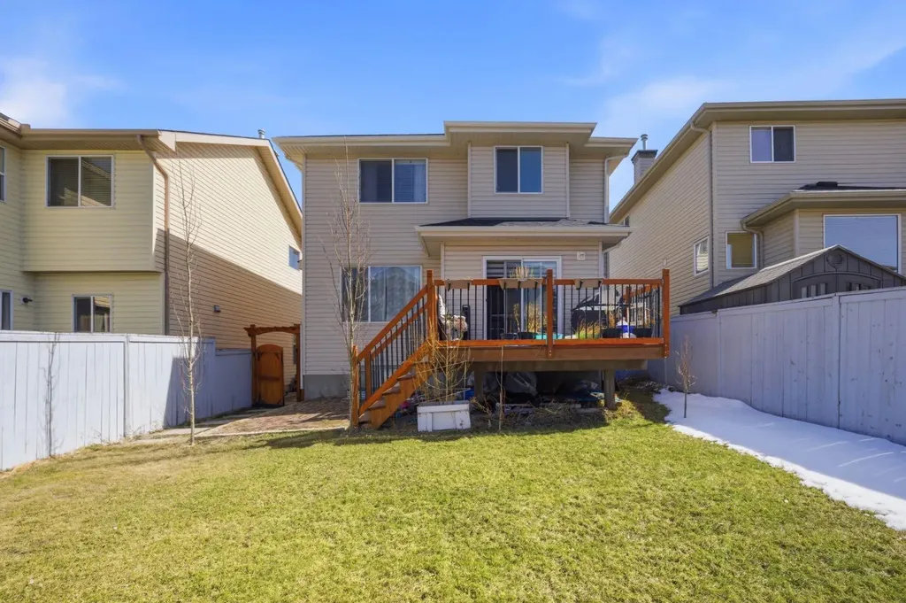 87 Kincora Drive NW Calgary AB T3R1L4