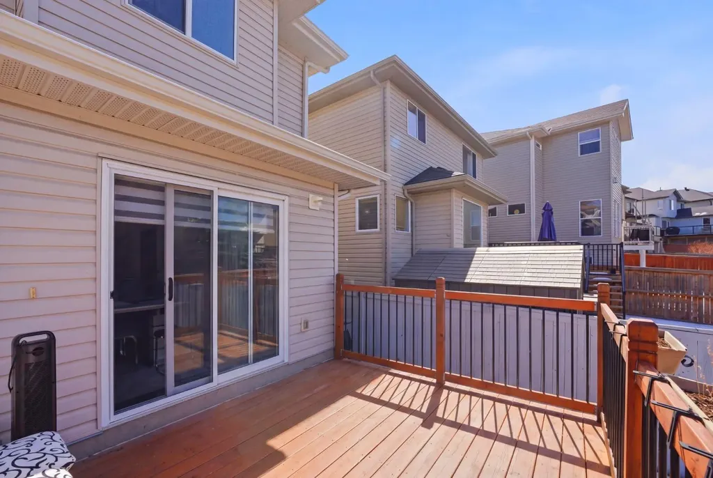 87 Kincora Drive NW Calgary AB T3R1L4