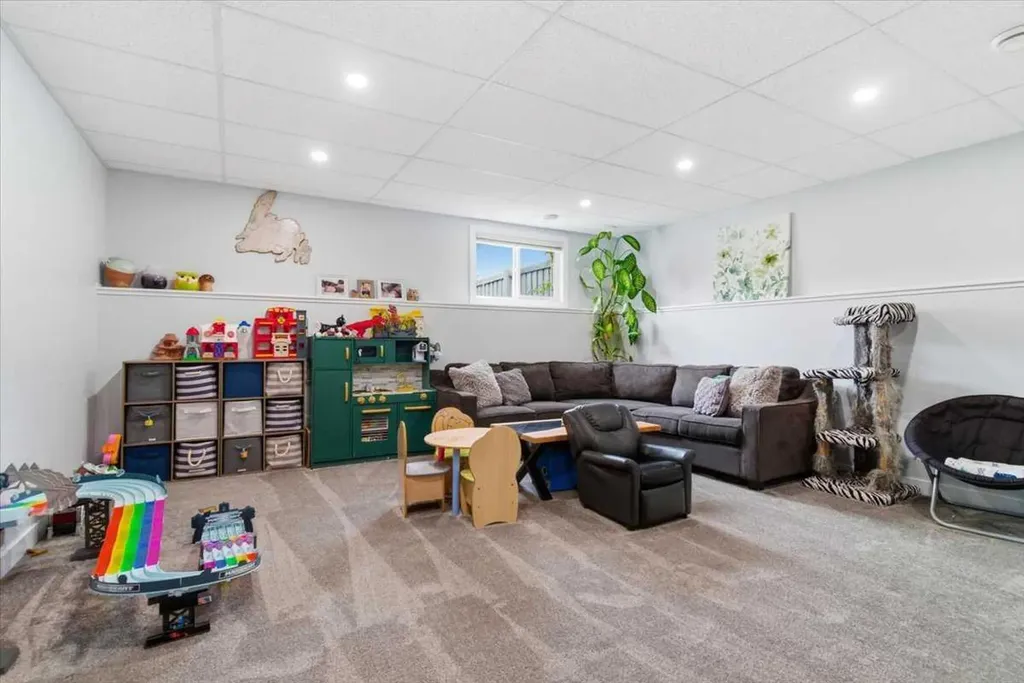 11218 76 Avenue Grande Prairie AB T8W0G4
