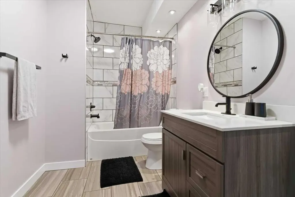11218 76 Avenue Grande Prairie AB T8W0G4