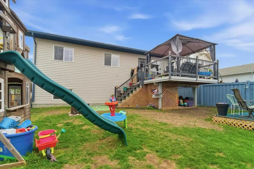 11218 76 Avenue Grande Prairie AB T8W0G4