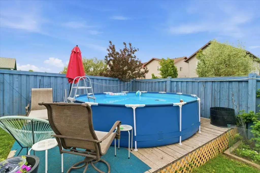 11218 76 Avenue Grande Prairie AB T8W0G4