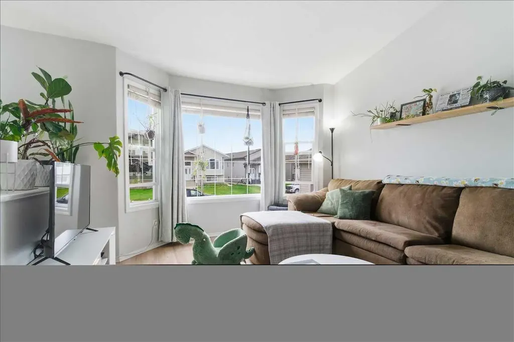 11218 76 Avenue Grande Prairie AB T8W0G4
