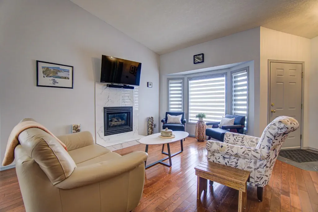 11B Westlynn Drive Claresholm AB T0L 0T0