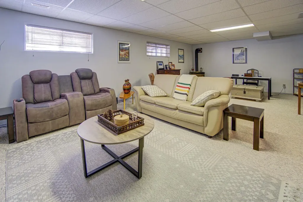 11B Westlynn Drive Claresholm AB T0L 0T0