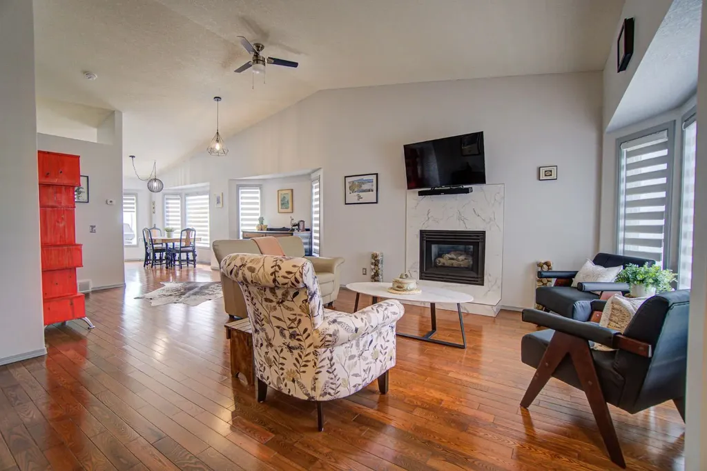 11B Westlynn Drive Claresholm AB T0L 0T0