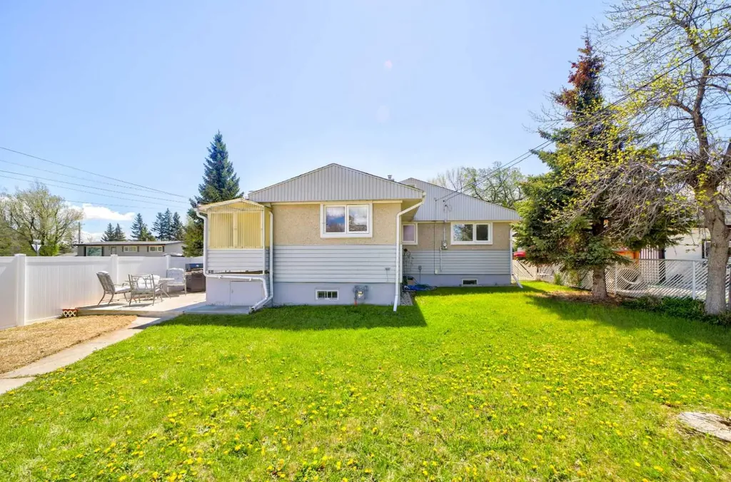 731 Mcdougall Street Pincher Creek AB T0K 1W0